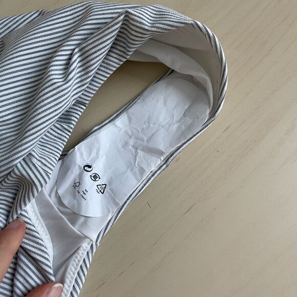 NWT‎ & Other Stories Frilled Pinstripe One Piece Bathing Suit White Blue Size 2 - Picture 4 of 14